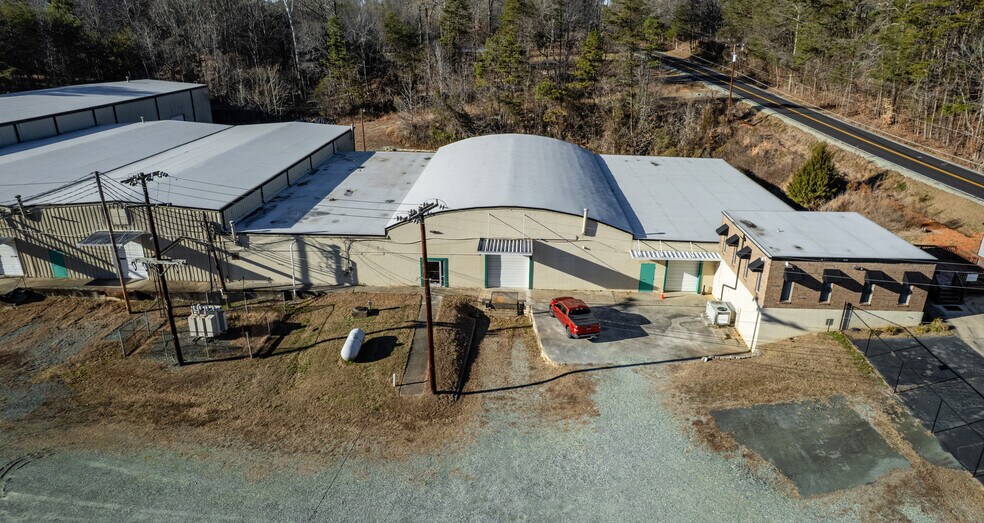 More Photos Of 1941 Haw River Hopedale Rd, Burlington Warehouse For Sale
