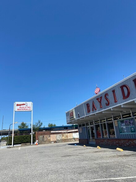 More Photos Of 2075 Norfolk St, San Mateo Freestanding For Sale