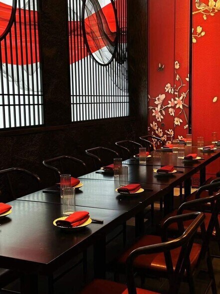 More Photos Of 45 Carmans Rd, Massapequa Restaurant For Sale