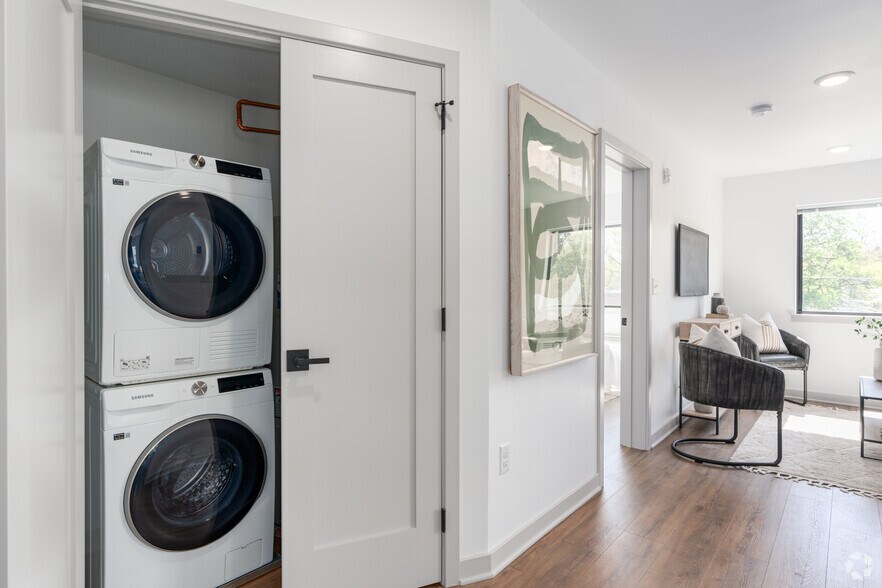 More Photos Of 6515 Ridge Ave, Philadelphia Apartments For Lease