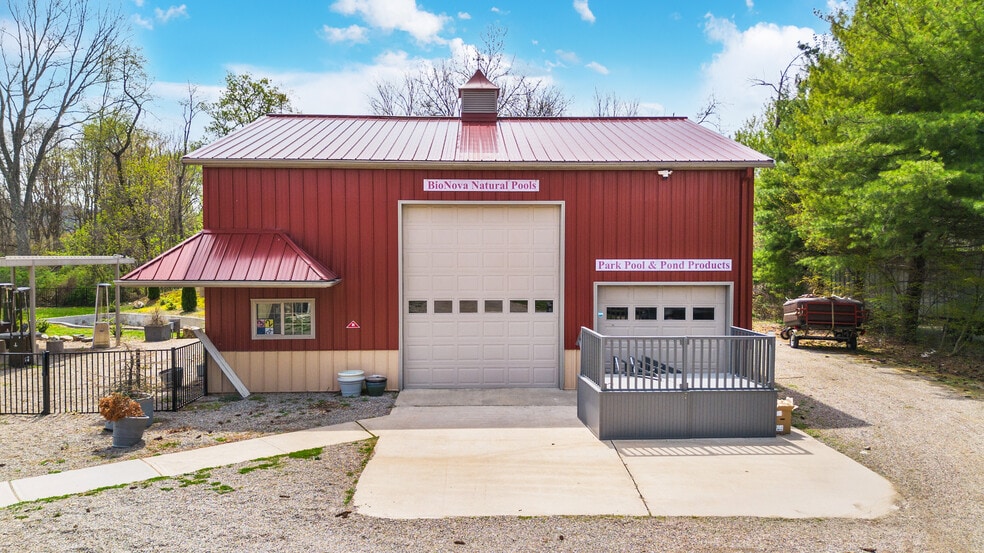 More Photos Of 21 US Highway 46, Hackettstown Flex For Sale