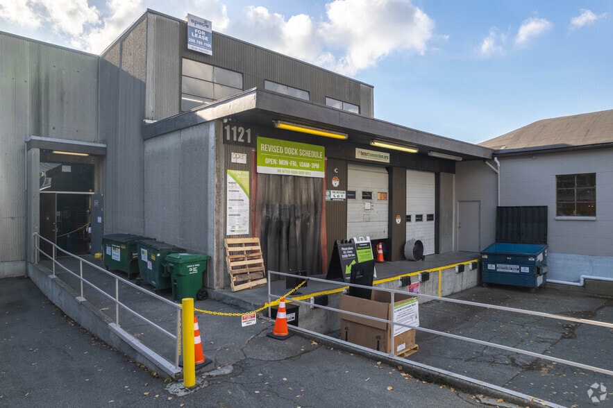 More Photos Of 3415 Stone Way N, Seattle Warehouse For Lease