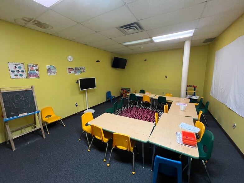 More Photos Of 770 7th St E, Saint Paul Religious Facility For Sale