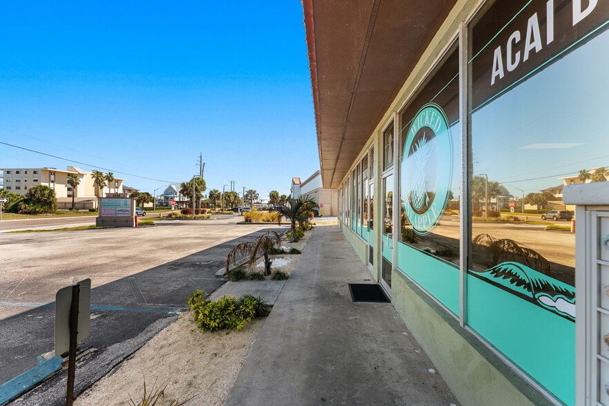 More Photos Of 1592 Jimmy Buffet Mem Hwy, Satellite Beach Office Residential For Sale