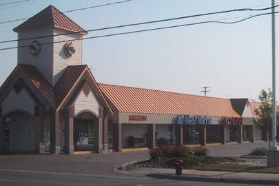 More Photos Of 2492-2584 Henry St, Muskegon Storefront For Lease