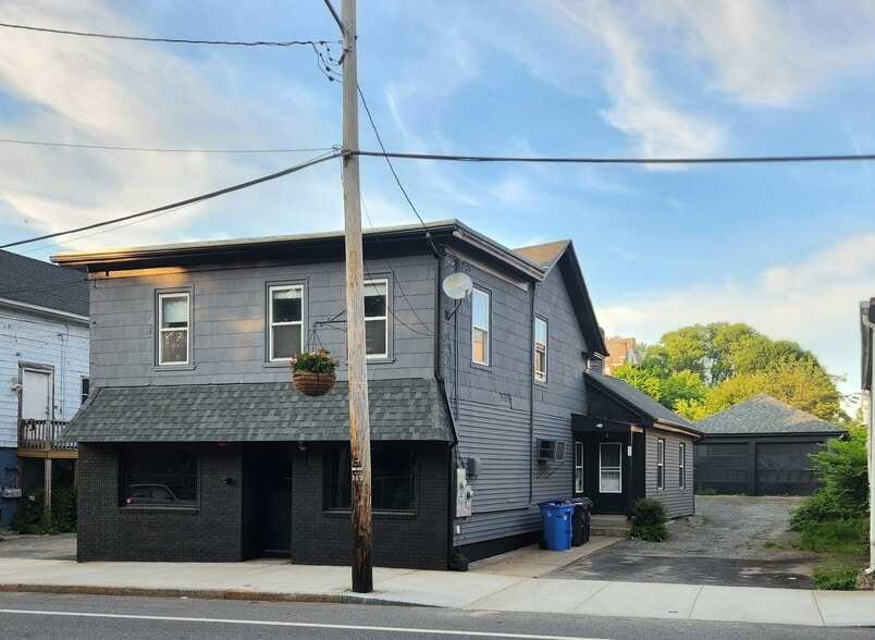 Primary Photo Of 415 Broad St, Cumberland Flex For Lease