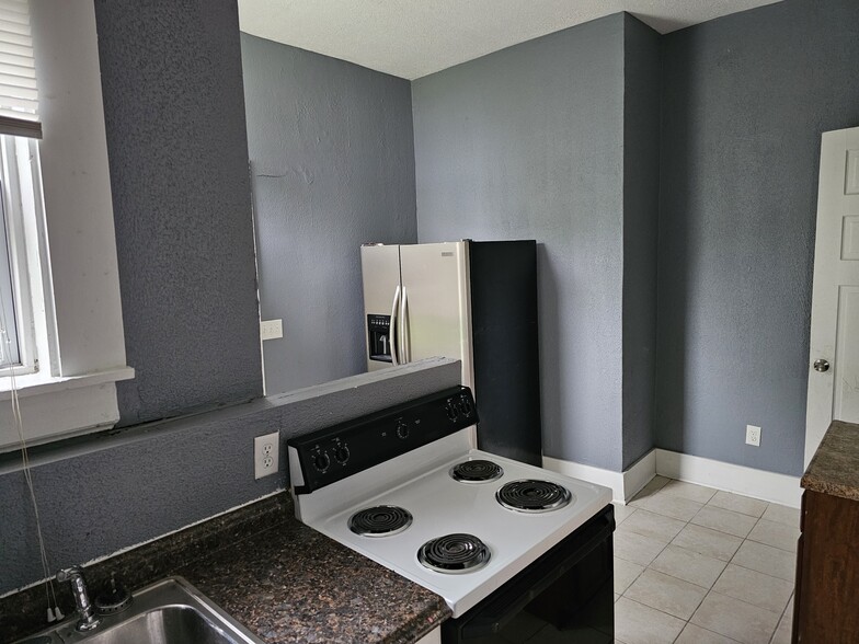 More Photos Of 3636 Reading Rd, Cincinnati Apartments For Sale