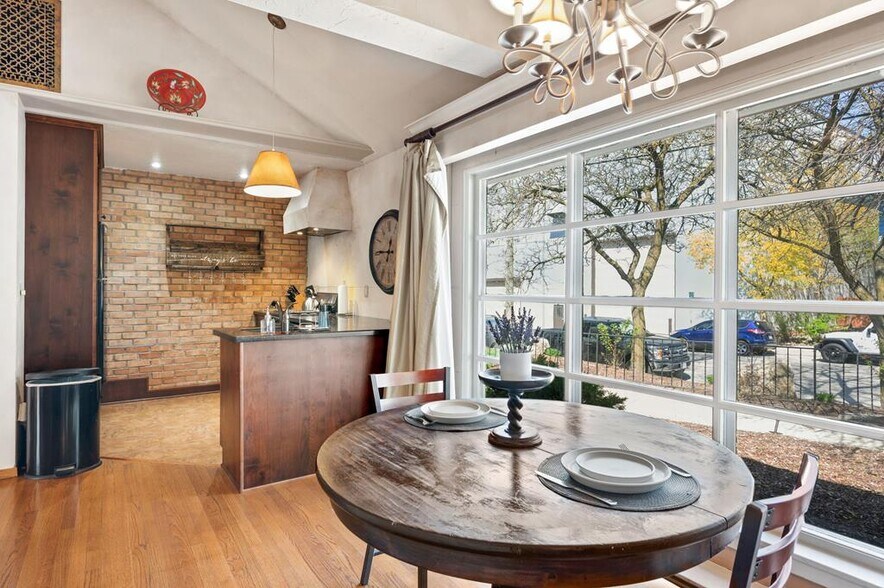 More Photos Of 219 Kentucky St, Sturgeon Bay Specialty For Sale