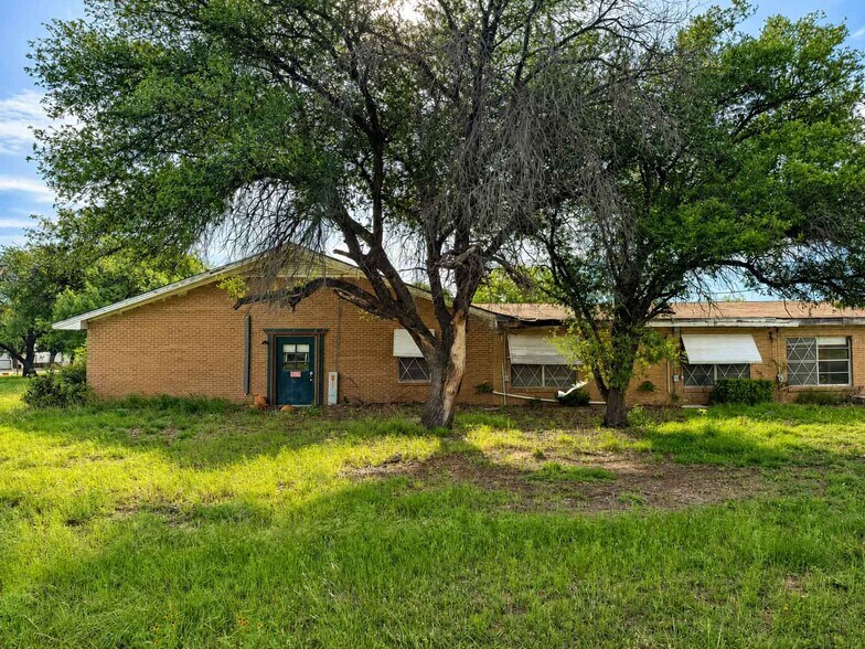 More Photos Of 1901 W Elliott St, Breckenridge Office For Sale