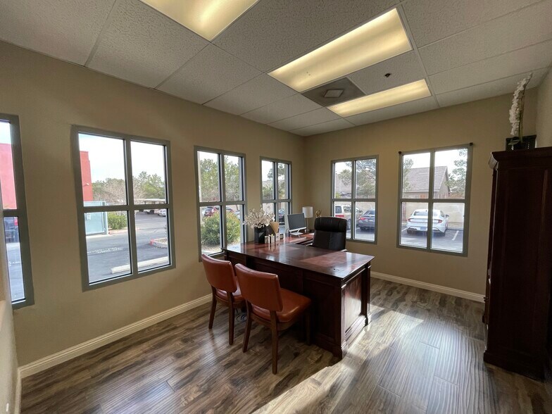 More Photos Of 215 E Warm Springs Rd, Las Vegas Office For Lease