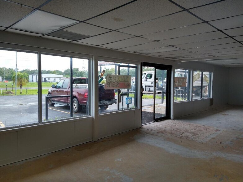 More Photos Of 3710 Us Highway 92 E, Lakeland Warehouse For Sale