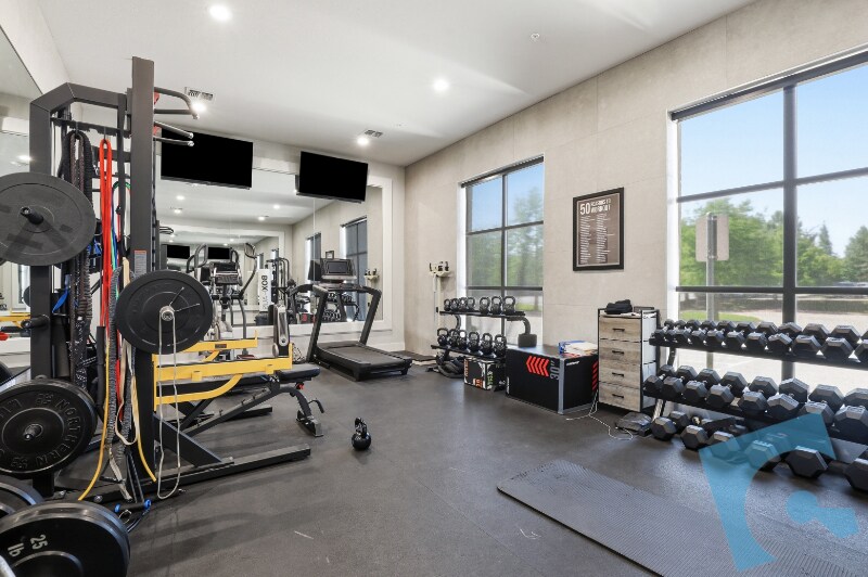 More Photos Of 8739 Davis Blvd, Keller Office For Sale