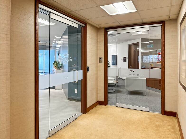 More Photos Of 5455-5477 152 St, Surrey Coworking Space