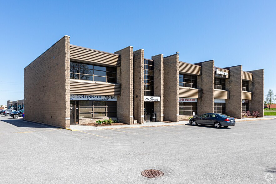 More Photos Of 146 Colonnade Rd, Ottawa Office For Lease