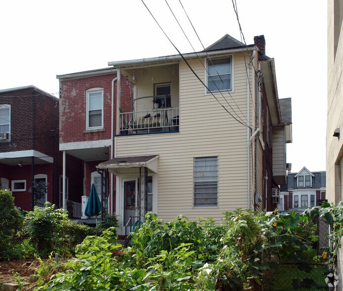 More Photos Of 723 St John St, Allentown Convenience Store For Sale