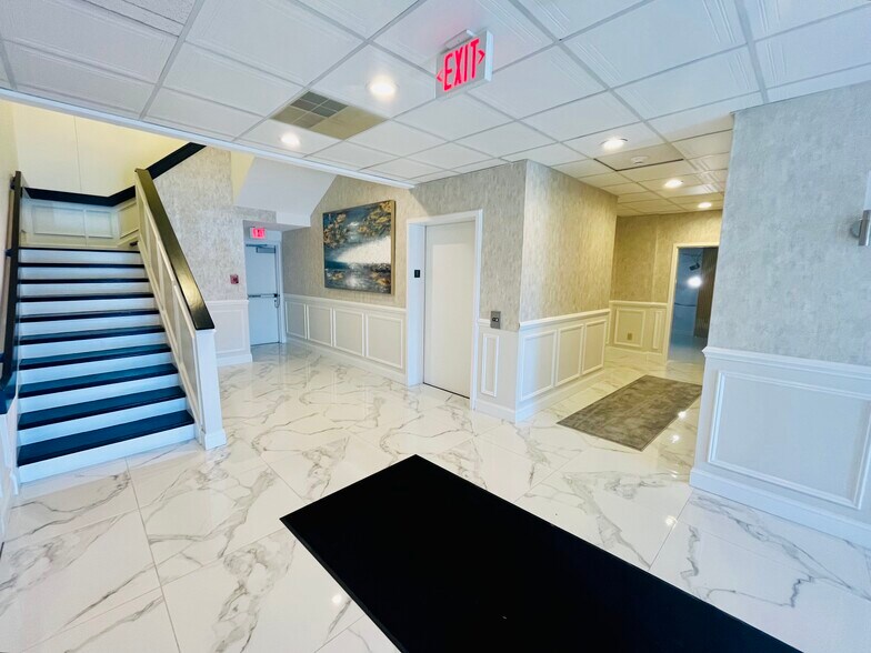 More Photos Of 239 Prospect Plains Rd, Monroe Township Medical For Lease