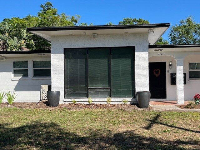 More Photos Of 5009 N Central Ave, Tampa Office For Lease
