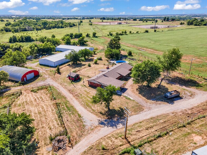 More Photos Of 1311 County Road 1390, Chickasha Land For Sale