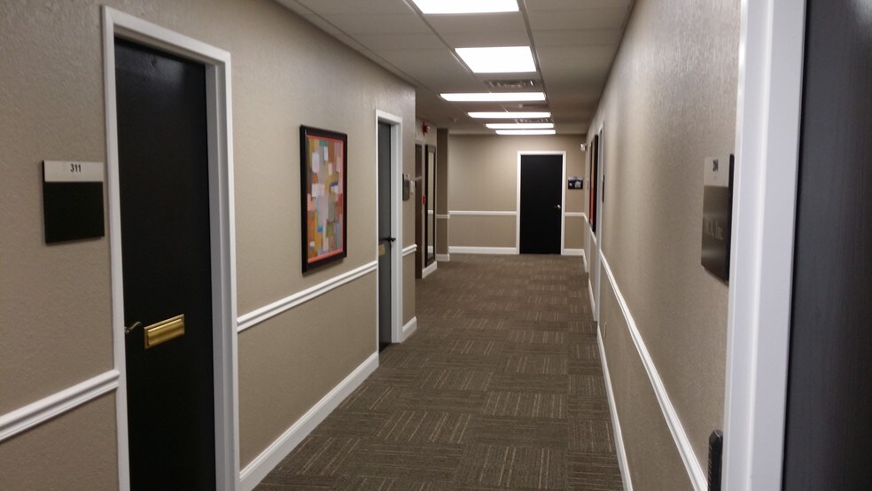 More Photos Of 26133 U.S. Highway 19, Clearwater Office For Lease