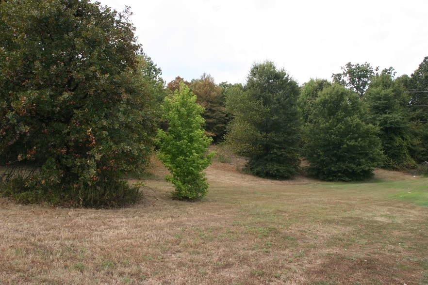 More Photos Of 2001 E Kiehl Ave, Sherwood Land For Sale