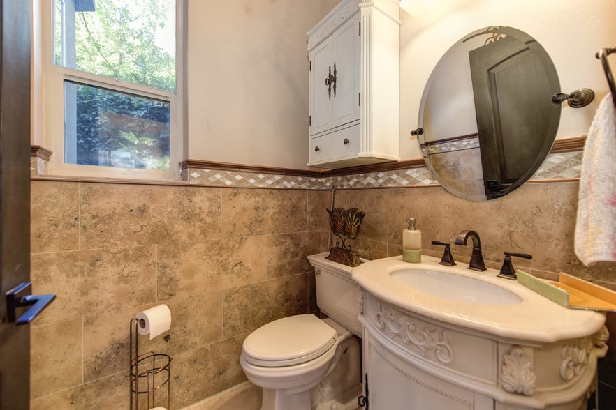 More Photos Of 8734 Sotheby Ct, Fair Oaks Assisted Living For Sale