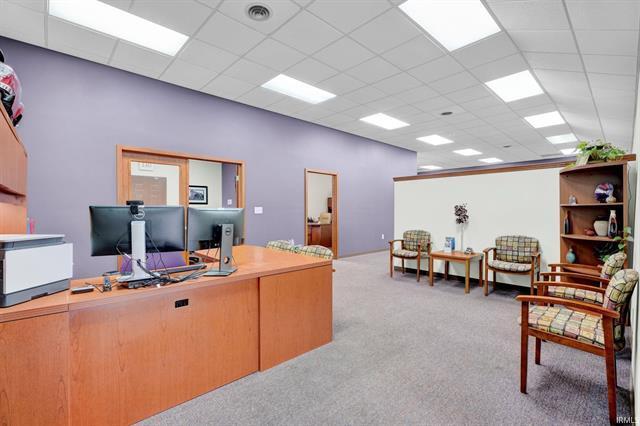 More Photos Of 2359 16th St, Bedford Office For Sale
