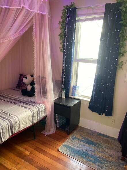 More Photos Of 2951 N Fratney St, Milwaukee Apartments For Sale