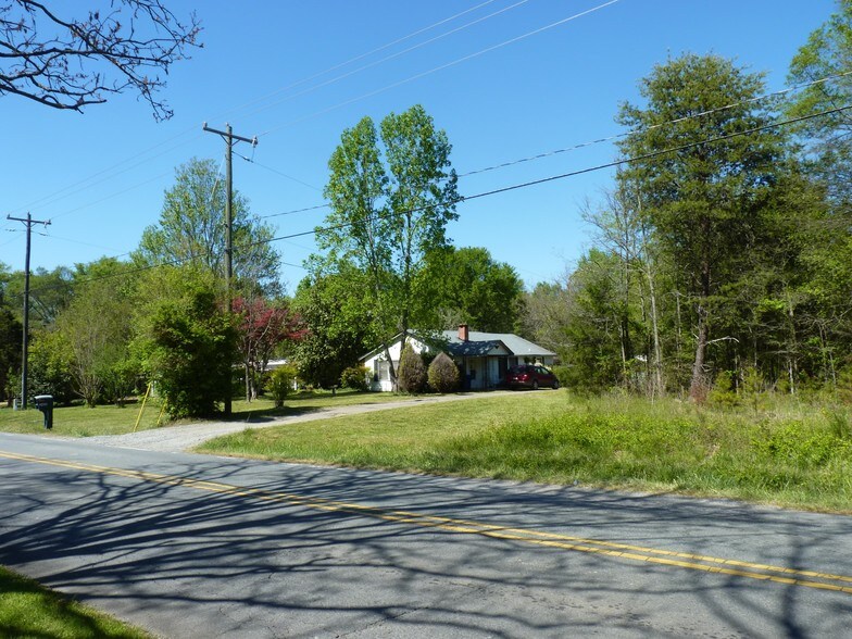Primary Photo Of 2423 Belmeade Dr, Charlotte Land For Sale