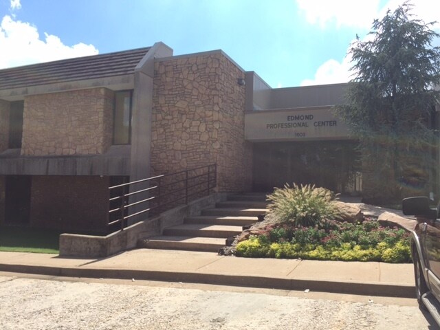 More Photos Of 1603 E 19th St, Edmond Coworking Space