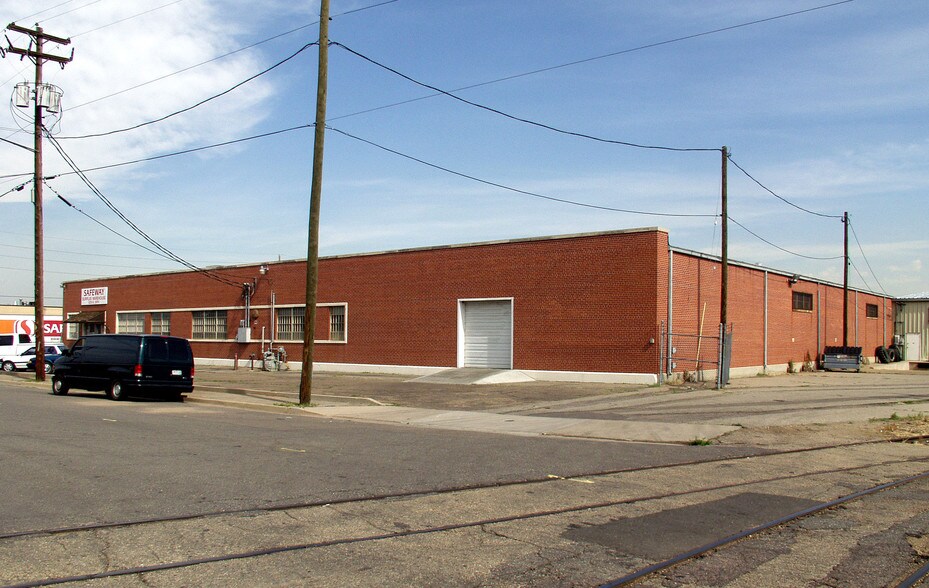 More Photos Of 5301 E 39th Ave, Denver Warehouse For Lease