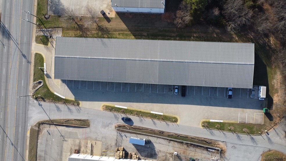 More Photos Of 1138 White Horse Rd, Greenville Industrial For Sale