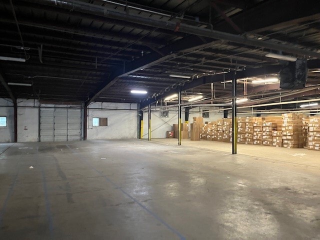 More Photos Of 1942 S Interstate 35, San Marcos Warehouse For Sale