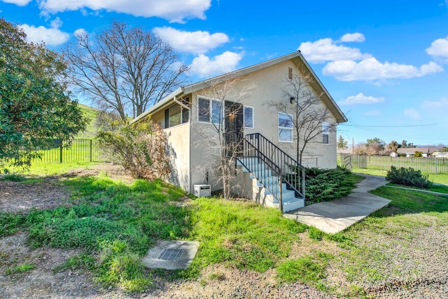 More Photos Of 8560 Holmes Ln, Winters Specialty For Sale