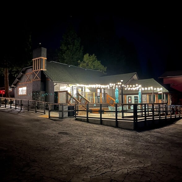 More Photos Of 1612 S Mount Shasta Blvd, Mount Shasta Hotel For Sale