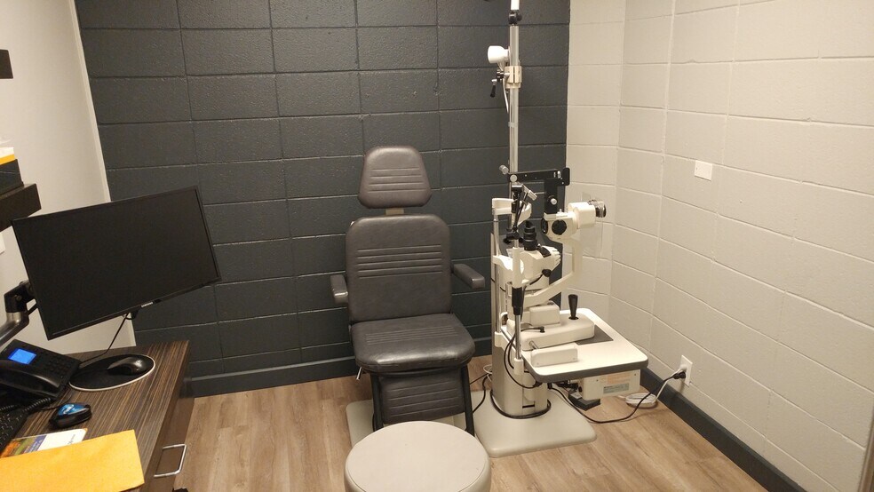 More Photos Of 1717 W Beverly Blvd, Montebello Office For Sale