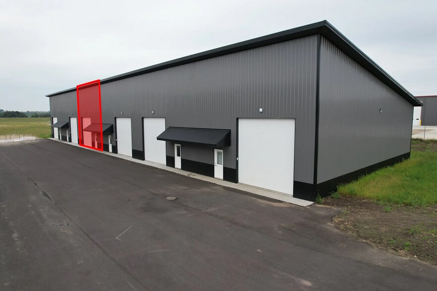 More Photos Of 308 N Heritage Rd, Brandon Warehouse For Sale