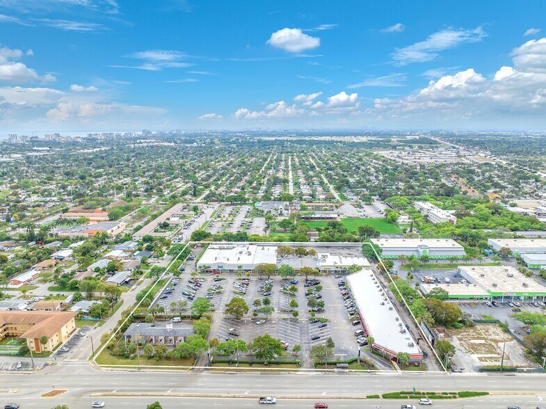 More Photos Of 904-1048 E Sample Rd, Pompano Beach Unknown For Lease