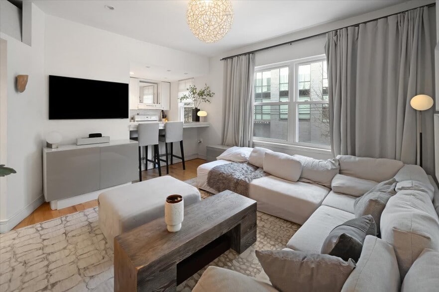 More Photos Of 201 16th St, Union City Storefront Retail Residential For Sale