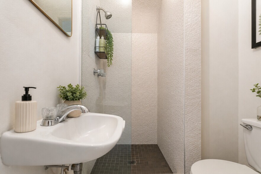 More Photos Of 1501 Westerly Ter, Los Angeles Apartments For Sale