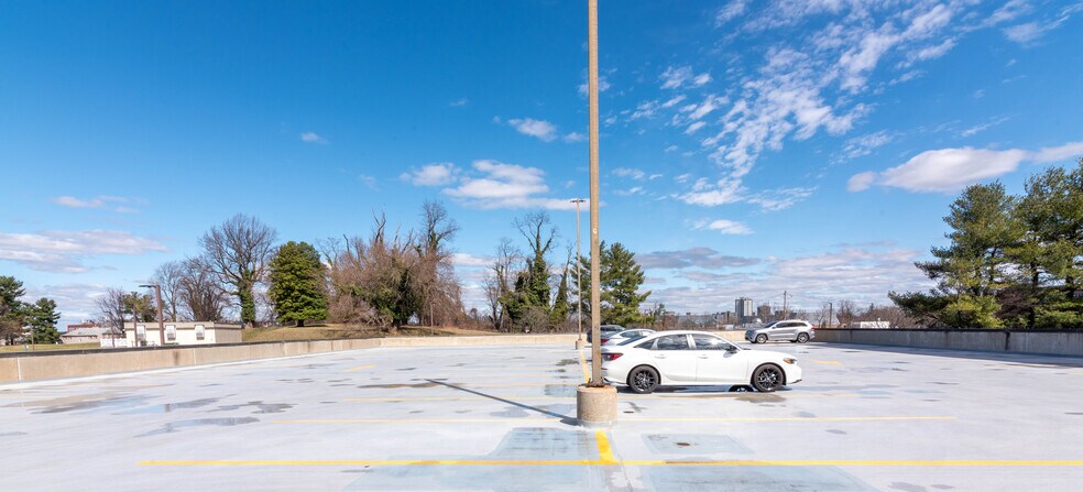 More Photos Of 120 Sister Pierre Dr, Towson Medical For Lease