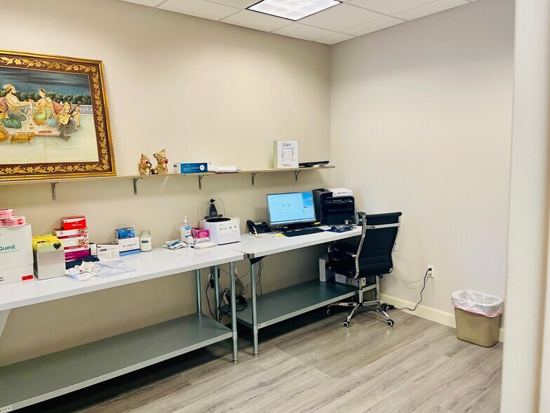 More Photos Of 1600 N Federal Hwy, Pompano Beach Medical For Lease