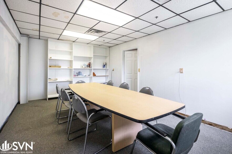 More Photos Of 133 Macarthur Ct, Nicholasville Manufacturing For Lease