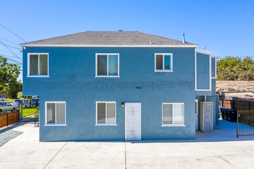 More Photos Of 411 G St, Chula Vista Apartments For Sale