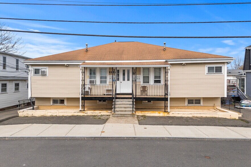 More Photos Of 120 Dolphin Ave, Revere Apartments For Sale
