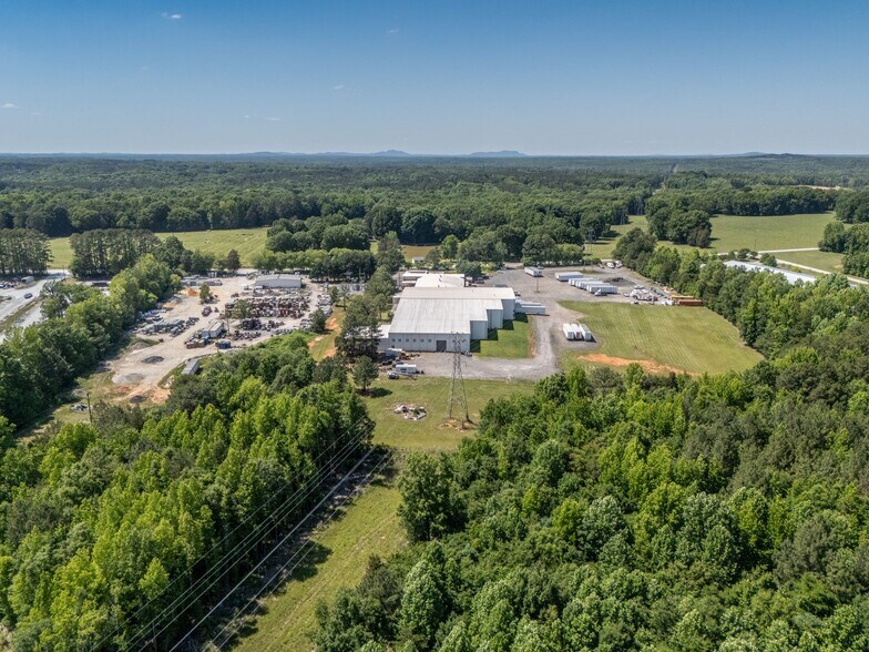 More Photos Of 6247 Campbell Rd, York Warehouse For Lease