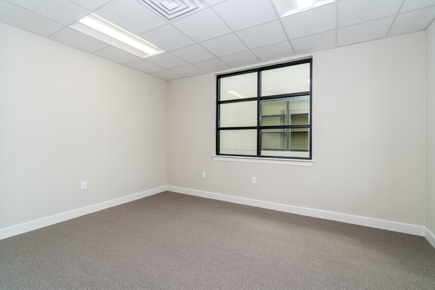 More Photos Of 8118 Fry Rd, Cypress Medical For Lease