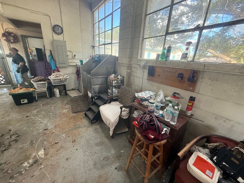 More Photos Of 850918 Us-17, Yulee Freestanding For Lease