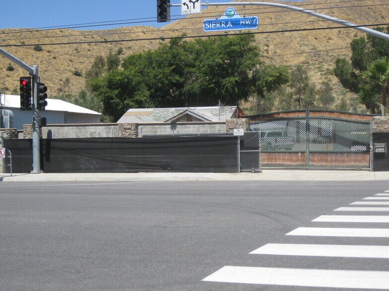 More Photos Of 17035 Sierra Hwy, Canyon Country Land For Sale