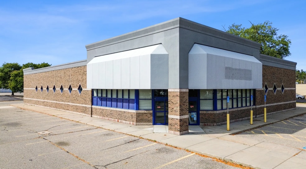 More Photos Of 51037 Van Dyke Ave, Shelby Township Drugstore For Sale
