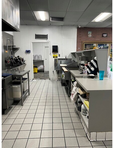 More Photos Of 2806-2812 E Washington Blvd, Los Angeles Restaurant For Lease